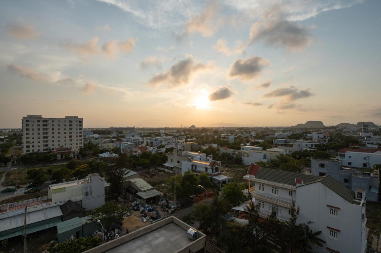 Suri Apartment & Hotel Danang Buitenkant foto